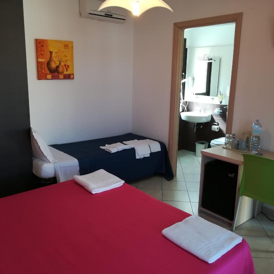 La Locanda Del Mare B&B La Caletta Buitenkant foto